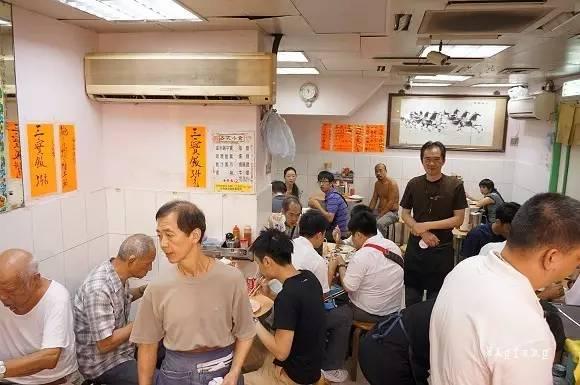 百年燒臘店日售2000條叉燒