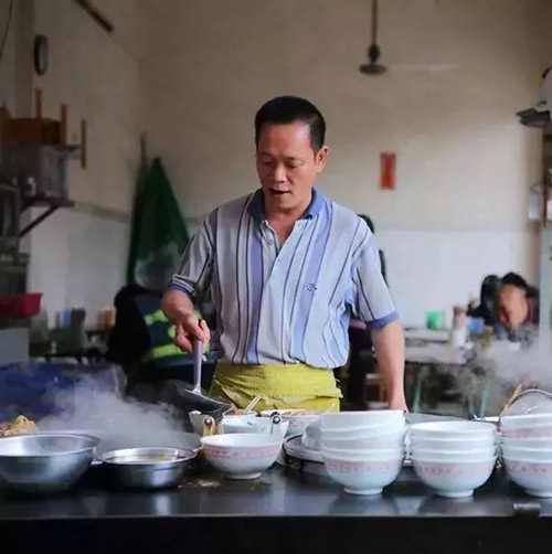 沒經(jīng)過這幾個(gè)關(guān)卡，餐飲老板開店怎么成功