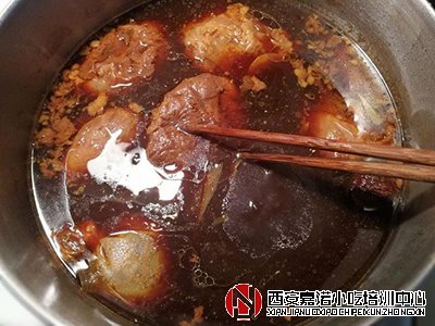 鹵肉技術培訓鹵牛腱的詳細做法