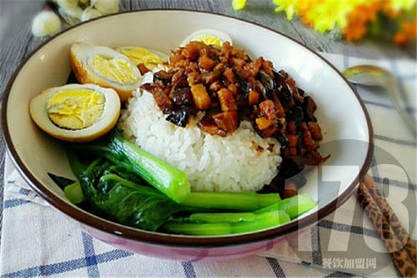 大嬸婆鹵肉飯